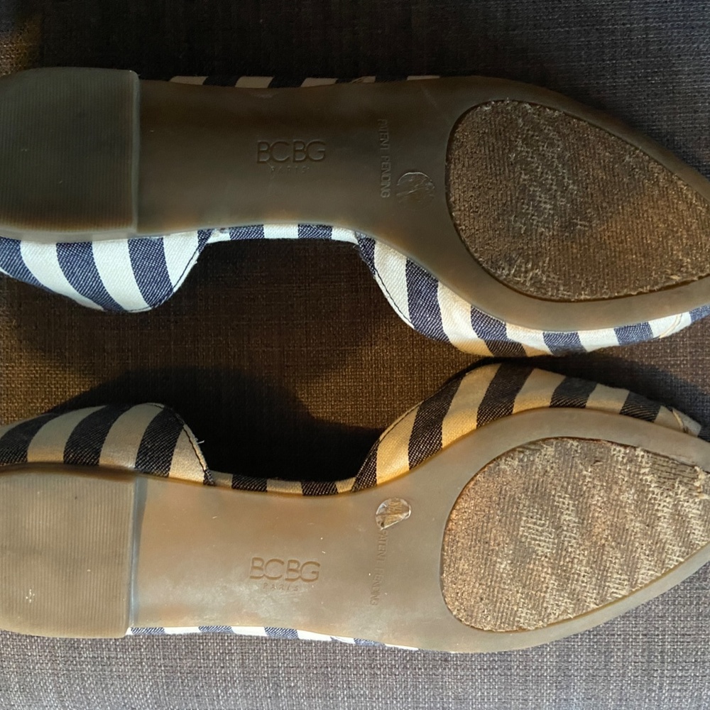 BCBG flats - Picture 4 of 6
